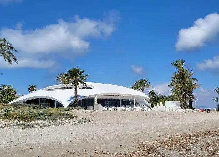 Beachfront Apartment La Manga